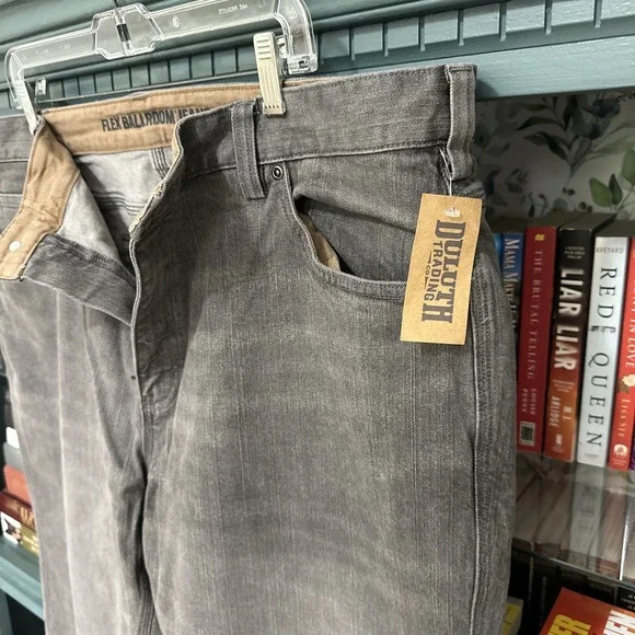 NWT Duluth Trading Men's Ballroom Flex Relaxed Fit Jeans 42x28 New w/ Tags Gray - Picture 5 of 13